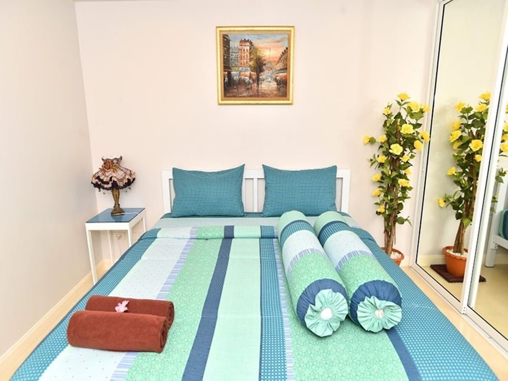 Parvena Hotel Room Type - Suite with Balcony