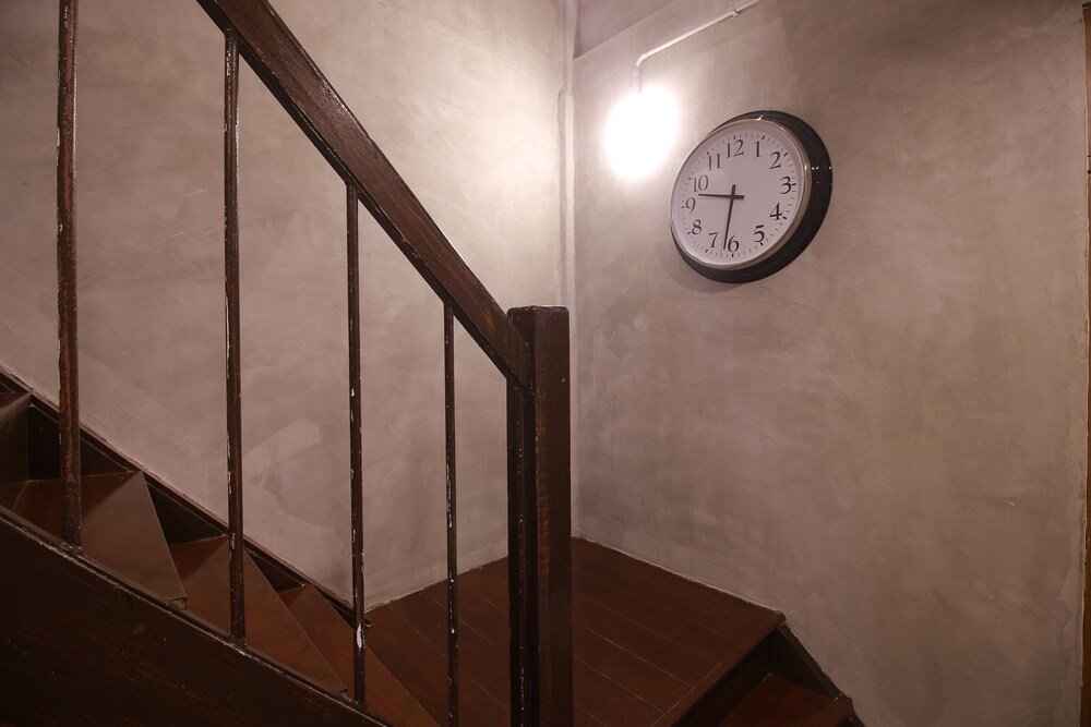 168 Hostel - Tap to explore photos