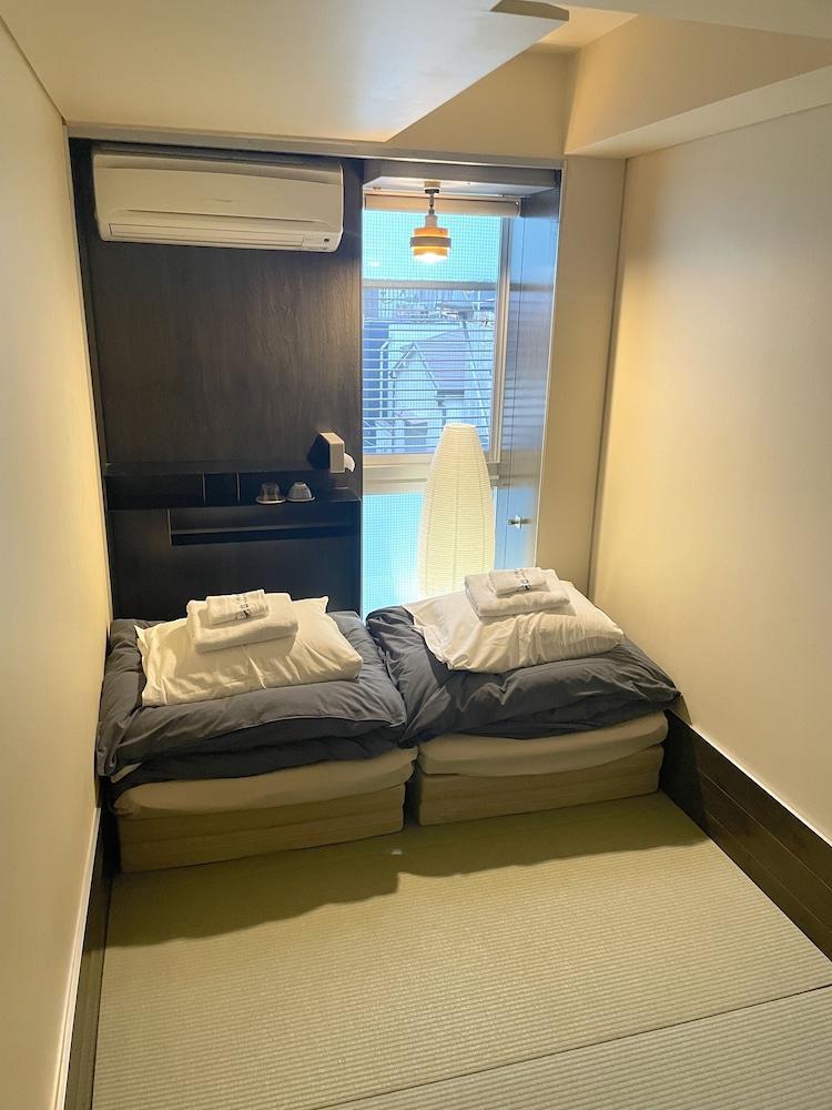 Andon Ryokan Room Type - Japanese-style twin room with shared bathroom