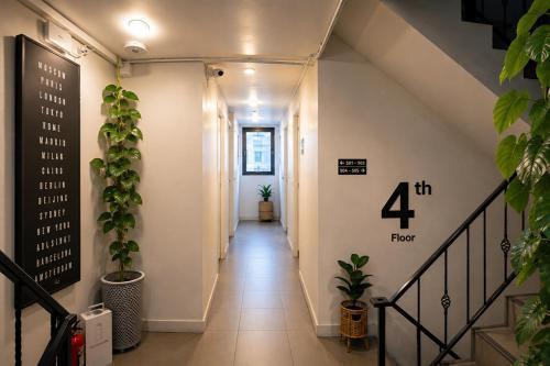 101 Seoul Hostel - Tap to explore photos