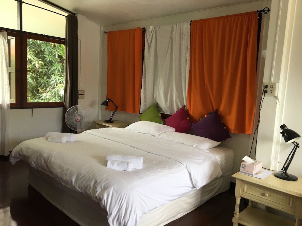 Many Trees Room Type - Deluxe Room garden view