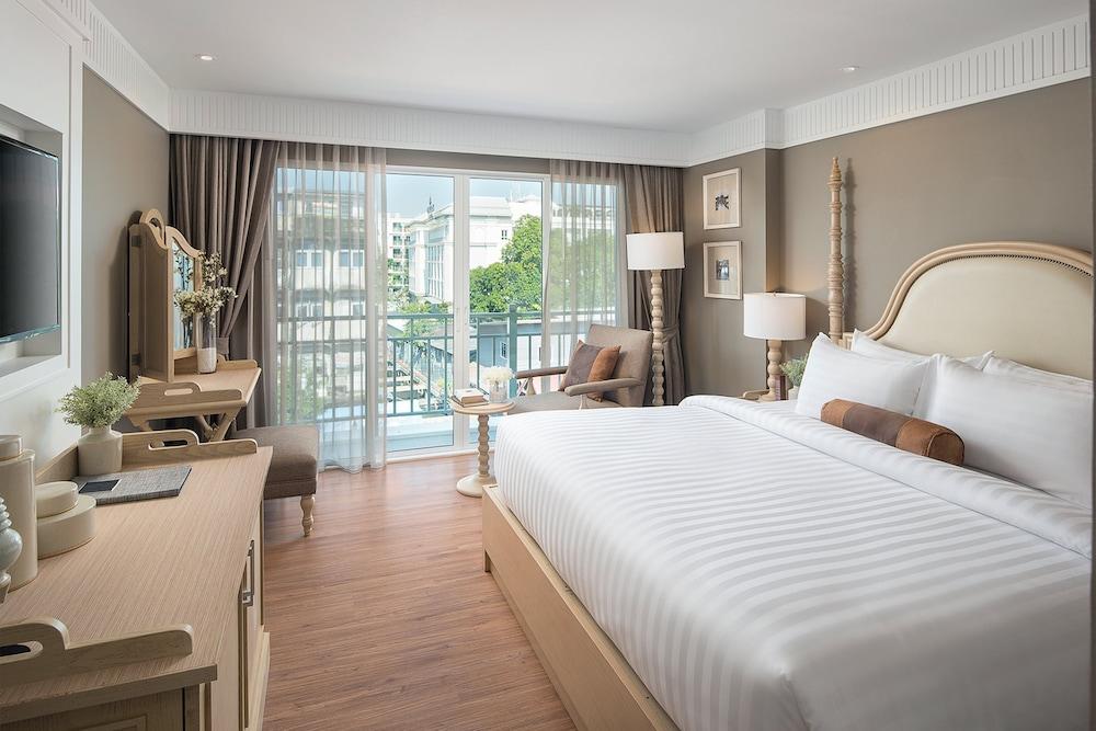 Casa Vimaya Riverside Room Type - Riverside Deluxe King Room