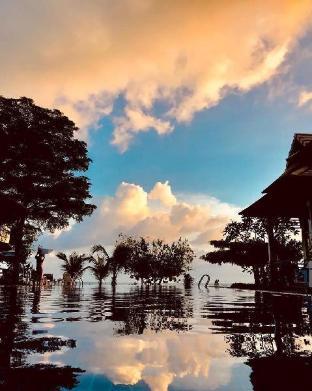 POOLSAWAT VILLA - Tap to explore photos