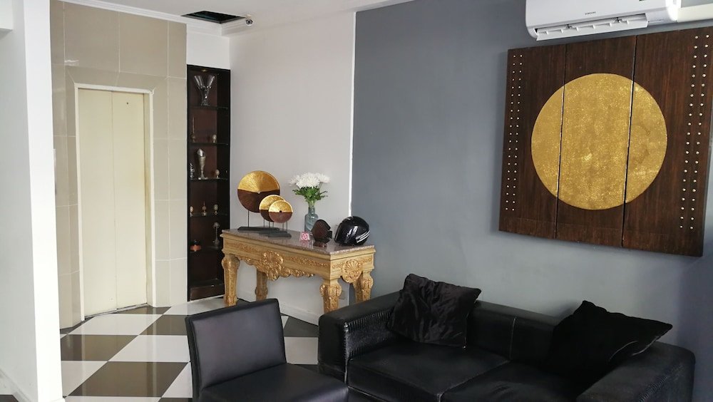 Hotler Boutique Apartment - Tap to explore photos