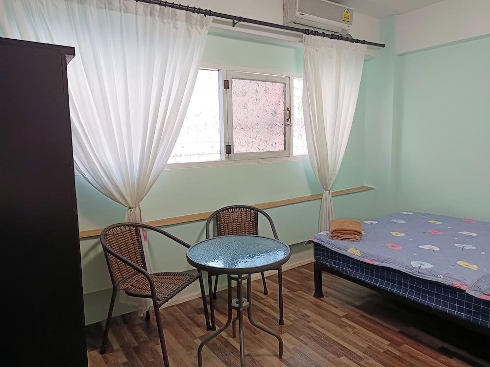 SV. HOUSE Room Type - Standard Double Room