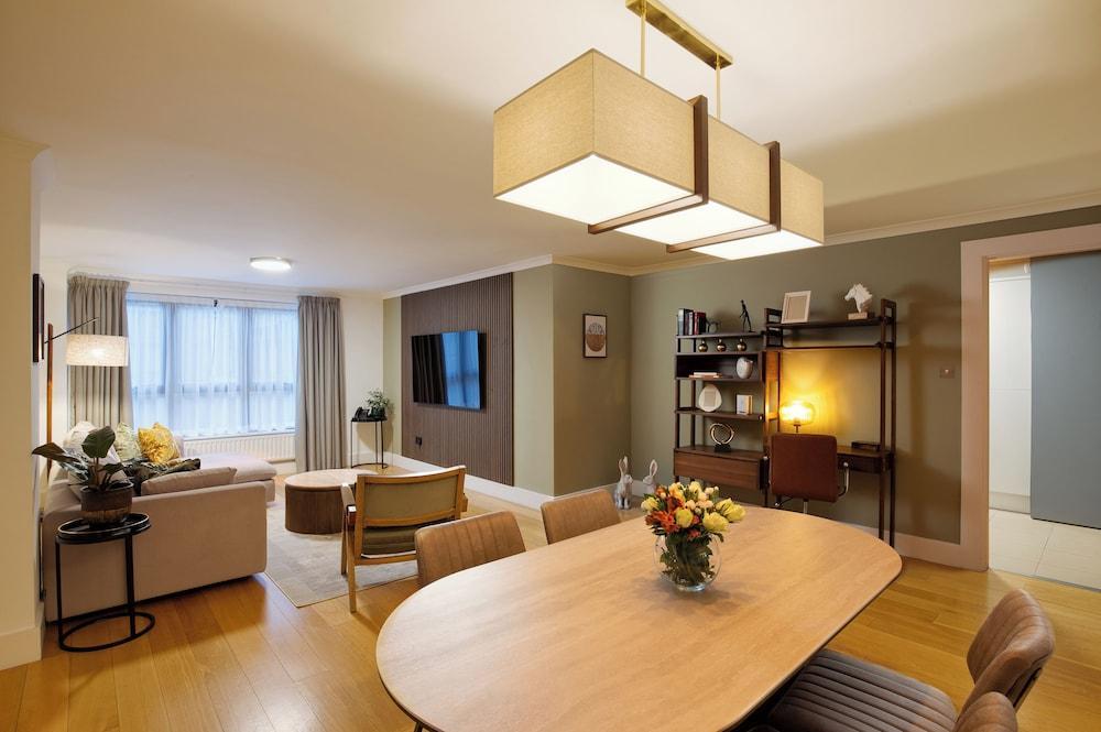 Monarch House Serviced Apartments - Tap to explore photos