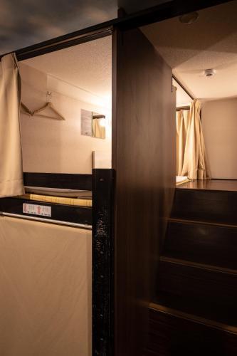 HOTEL OWL Tokyo - Tap to explore photos
