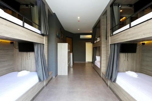 The Printing House Poshtel - Hostel - Tap to explore photos