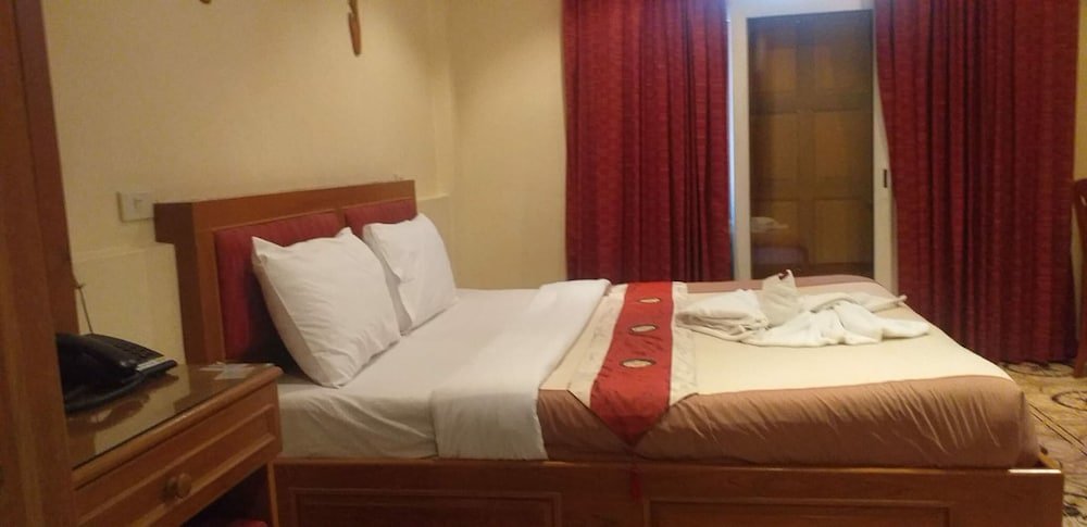 Chaiyapoon Inn Room Type - Deluxe Room