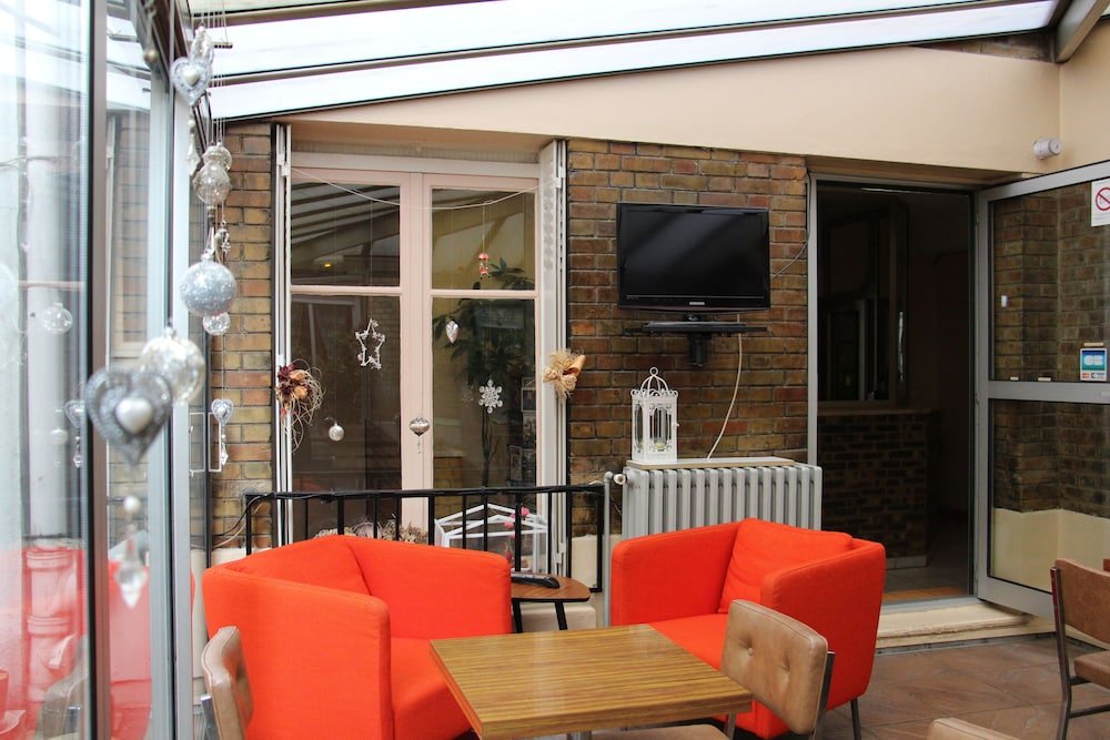 أوتل دو لا كوميت