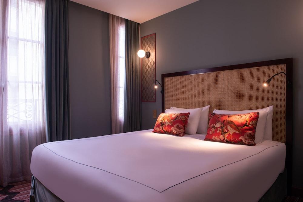 Mom’Art Hotel Room Type - Double Room (La Môme)