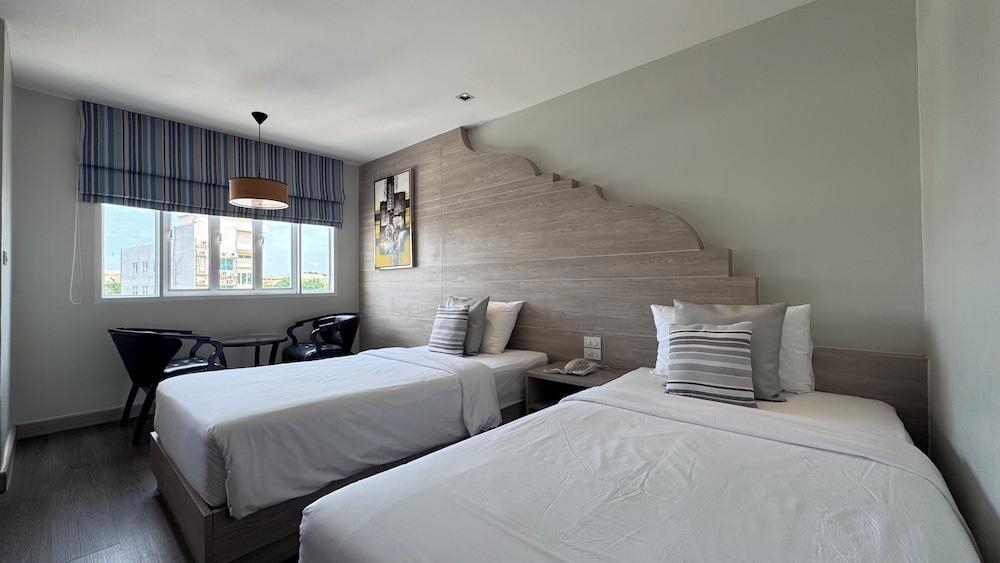 Methavalai Residence Room Type - Superior Twin Room