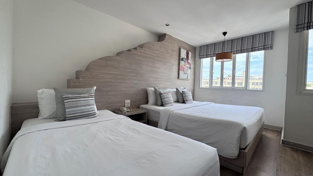 Methavalai Residence Room Type - Triple Room Methavalai Residence Room Type - Triple Room