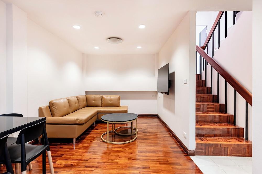 Teja Hotel Room Type - Family House, 2 Bedrooms, Poolside