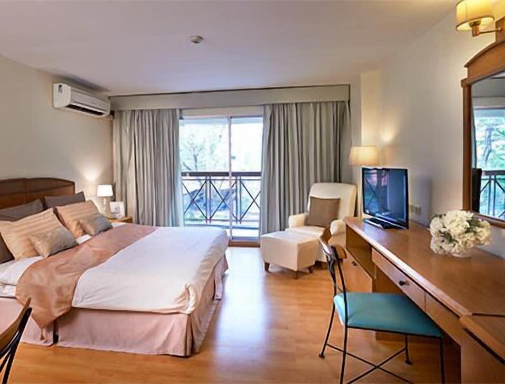 Ravipha Residences Room Type - Double Bed-Non Smoking