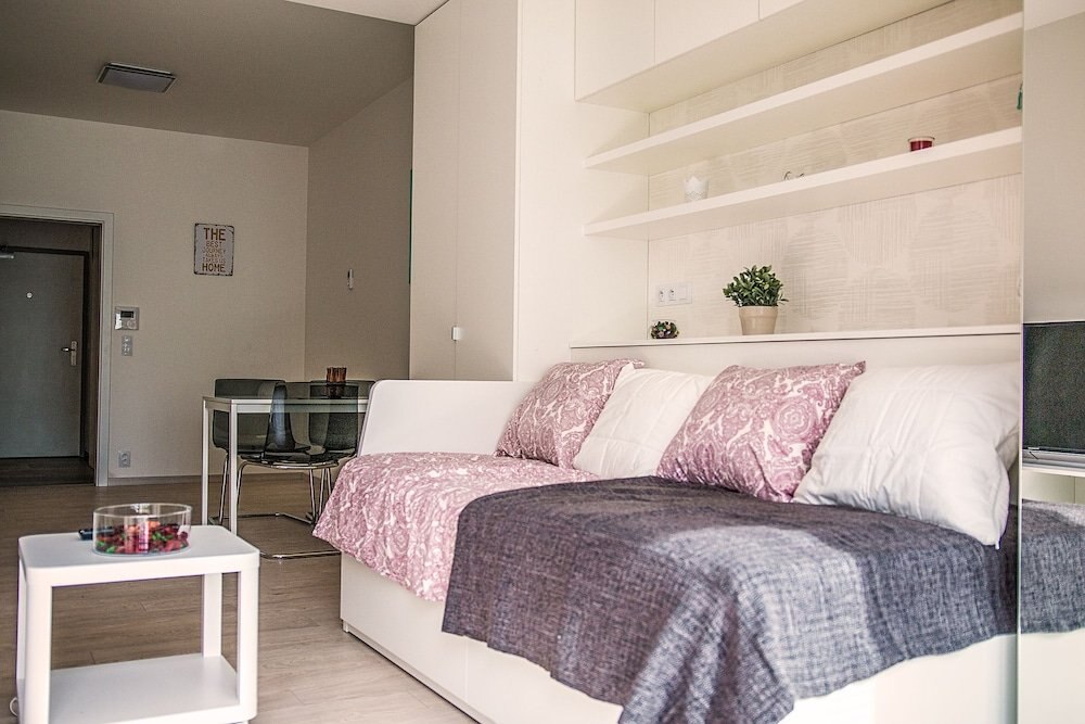 Trinity Residence - Tap to explore photos