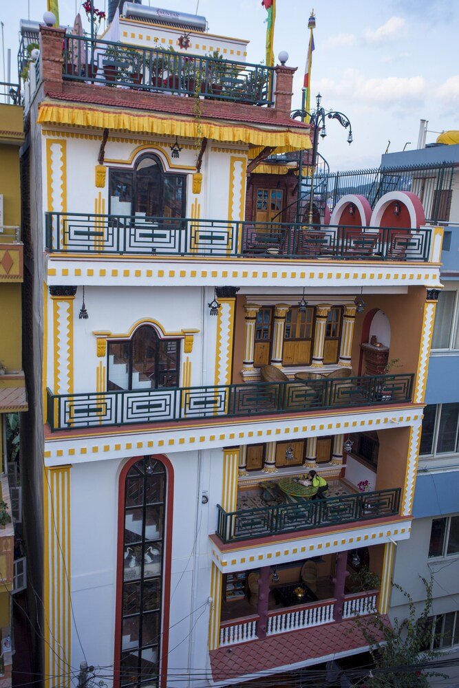 BLUE MOUNTAIN HOME STAY