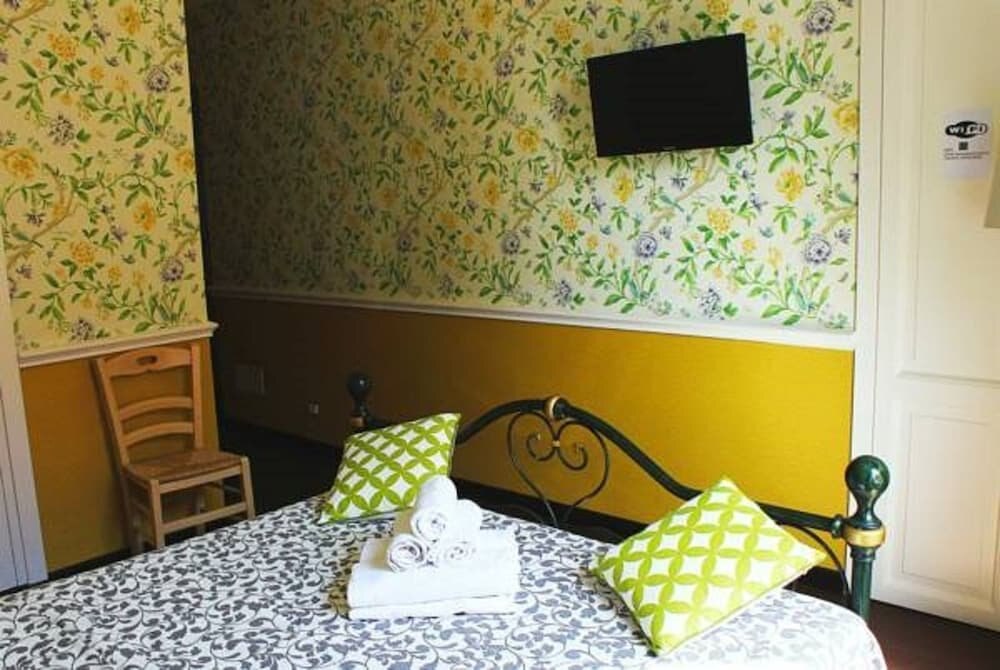 Hostel Relaxon247 - Tap to explore photos