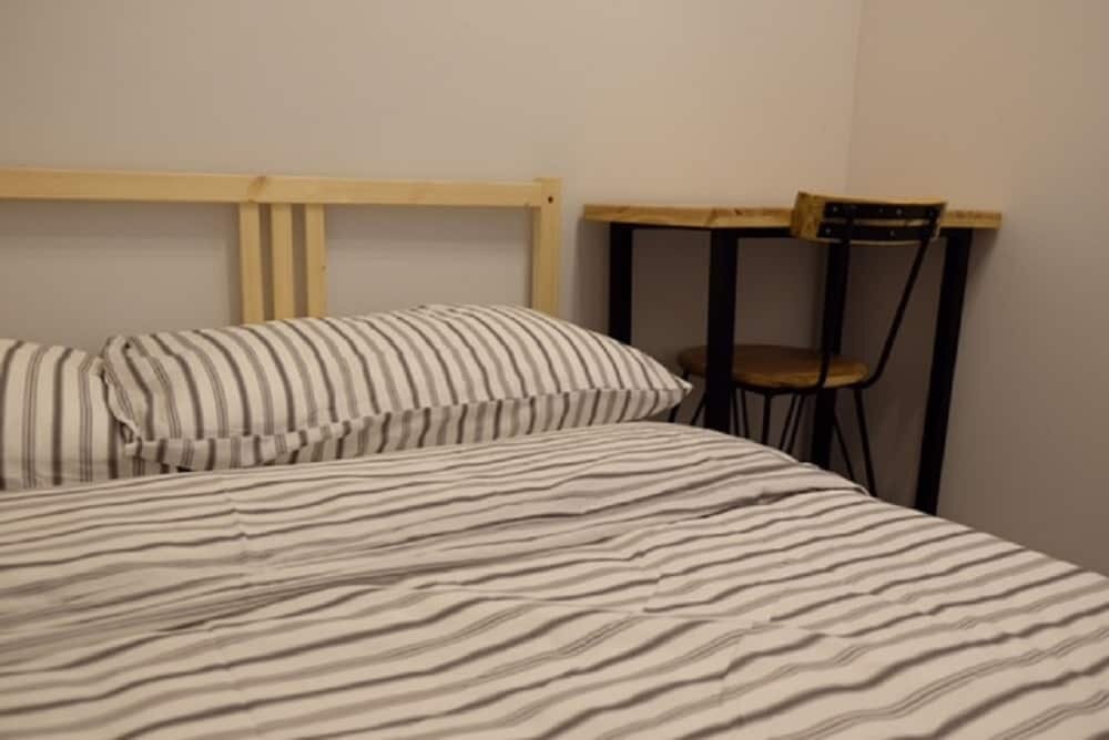 Backpack Station - Hostel Room Type - Economy Double