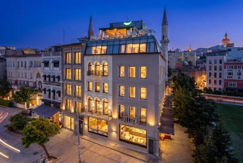 The Wings Hotels Karakoy - Tap to explore photos