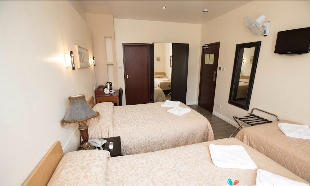 Notting Hill Gate Hotel Room Type - Family Room