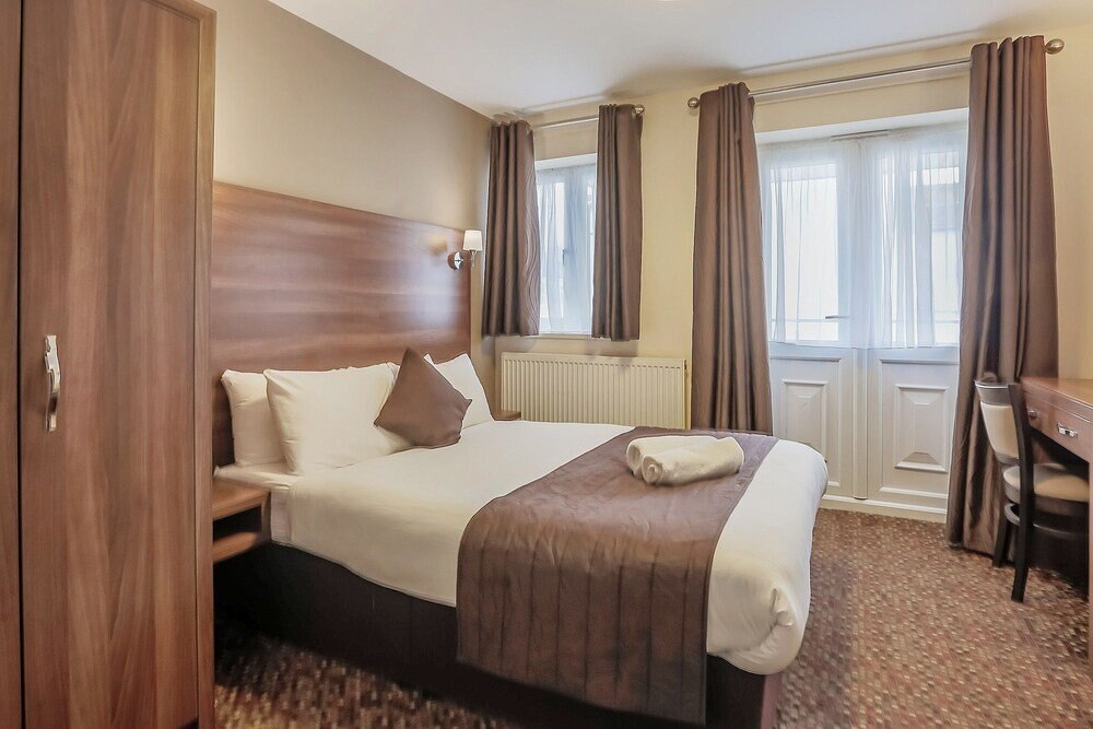 Prince Regent Hotel Excel London Room Type - Superior Double Room, Balcony