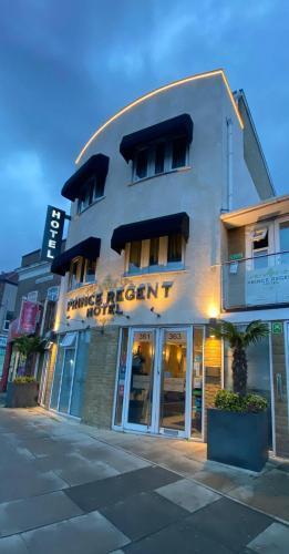 Prince Regent Hotel Excel London - Tap to explore photos