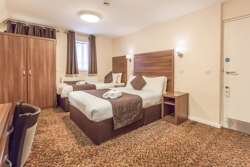 Prince Regent Hotel Excel London Room Type - Standard Triple Room