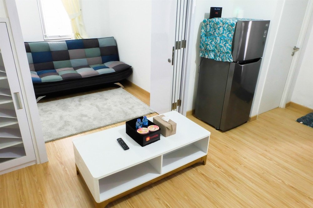 Spacious & Clean Bassura Apartment