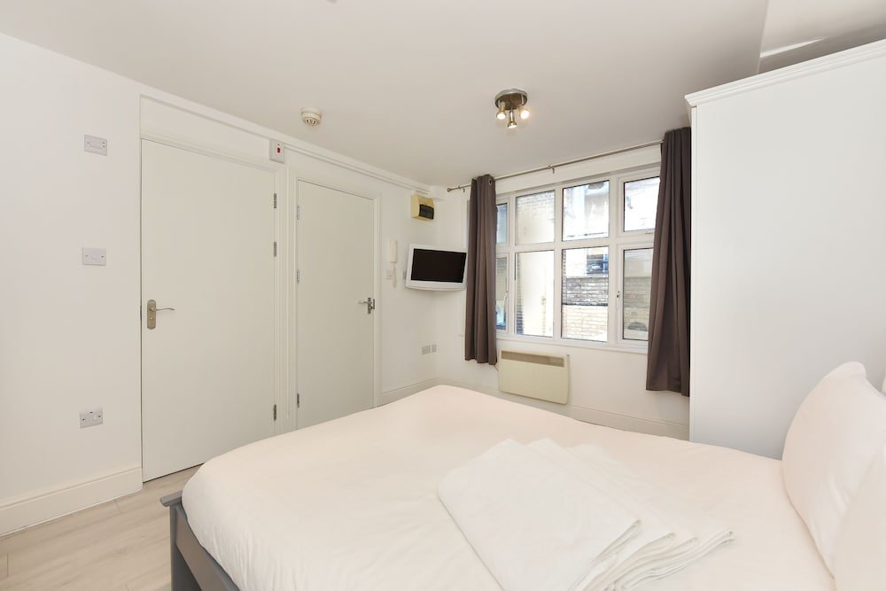 Chancery Lane Studios - Tap to explore photos