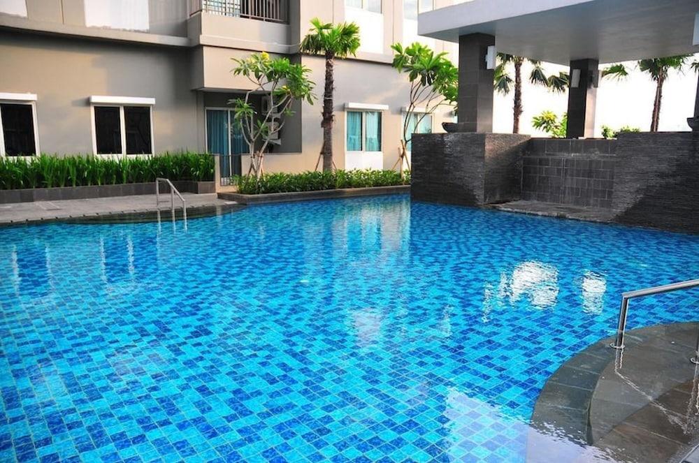 Thamrin Condotel Jakarta - Tap to explore photos