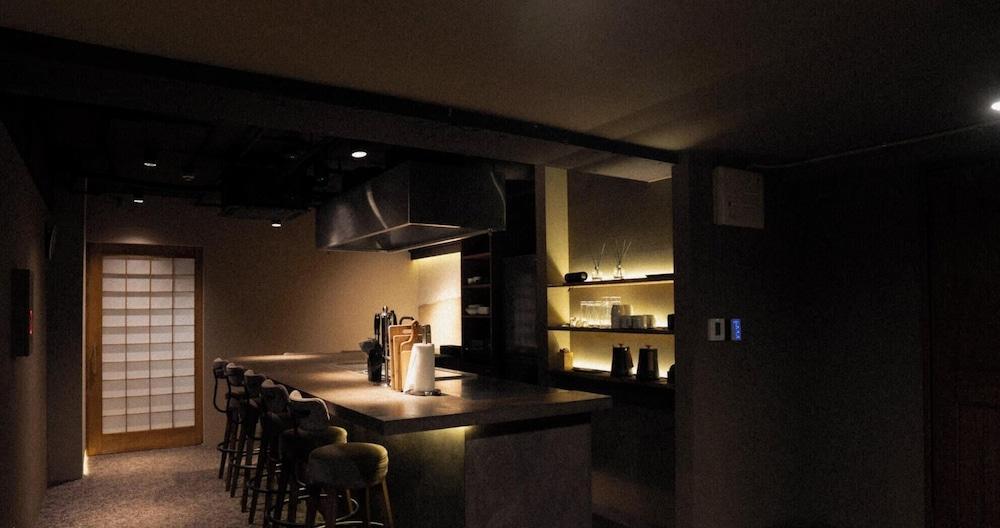 SAUNALAND ASAKUSA - Hostel Room Type - 2nd-Floor Kitchen Suite for Groups - No Sauna, Non Smoking