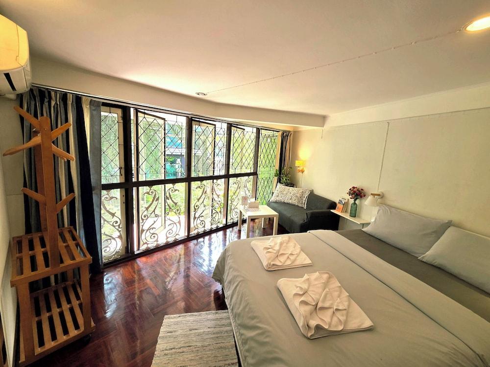 Home16 Hostel 16 Room Type - Standard Double Room, 1 Queen Bed, Private Bathroom, Garden View Home16 Hostel 16 Room Type - Standard Double Room, 1 Queen Bed, Private Bathroom, Garden View