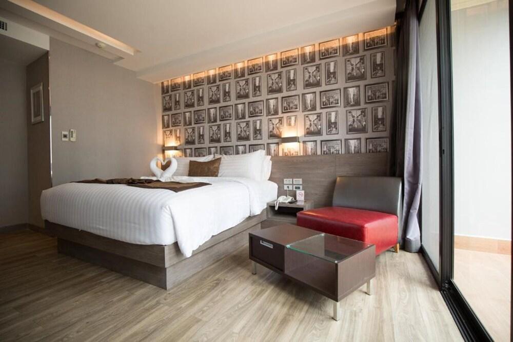 Aspira Sukhumvit Room Type - Executive Room