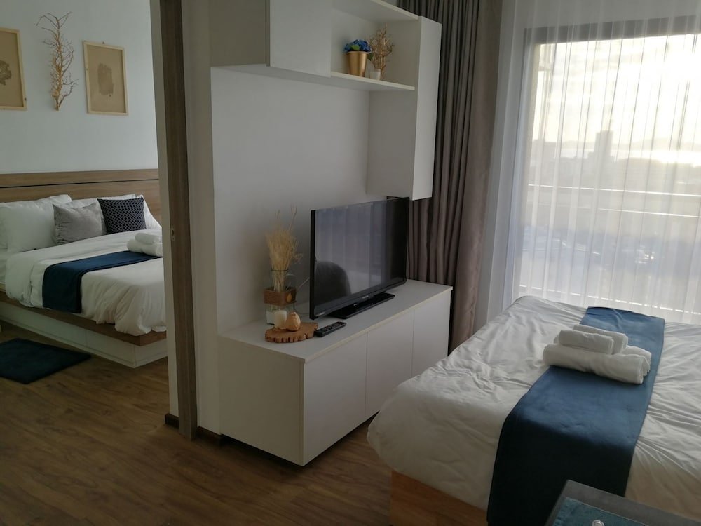 Simply Comfy Apartment by Patsamon Room Type - Family Condo