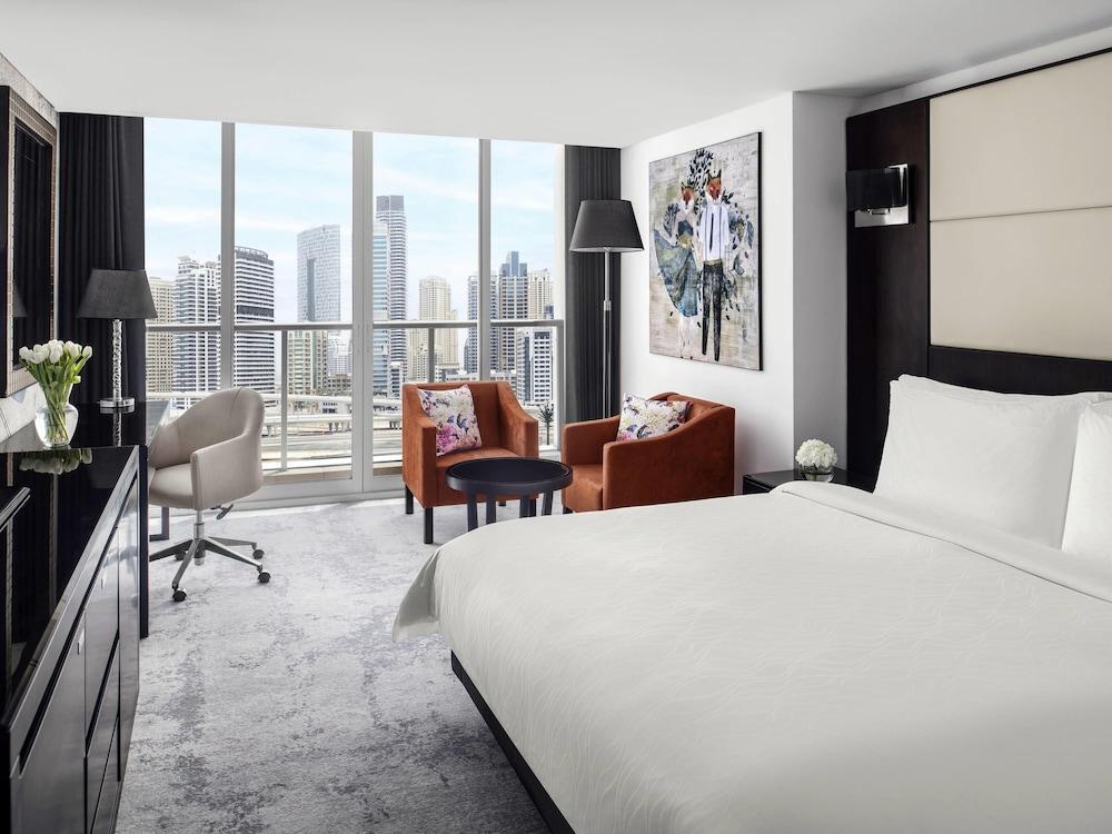 Movenpick Jumeirah Lakes Towers Room Type - Superior Room, 1 King Bed (Free Beach Access)