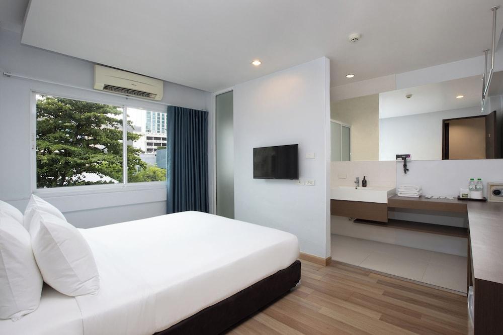 Nantra Silom Room Type - Standard Double Room