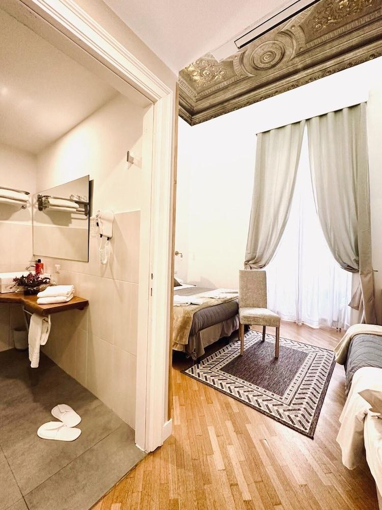 Spagna Ave Room Type - Triple Room