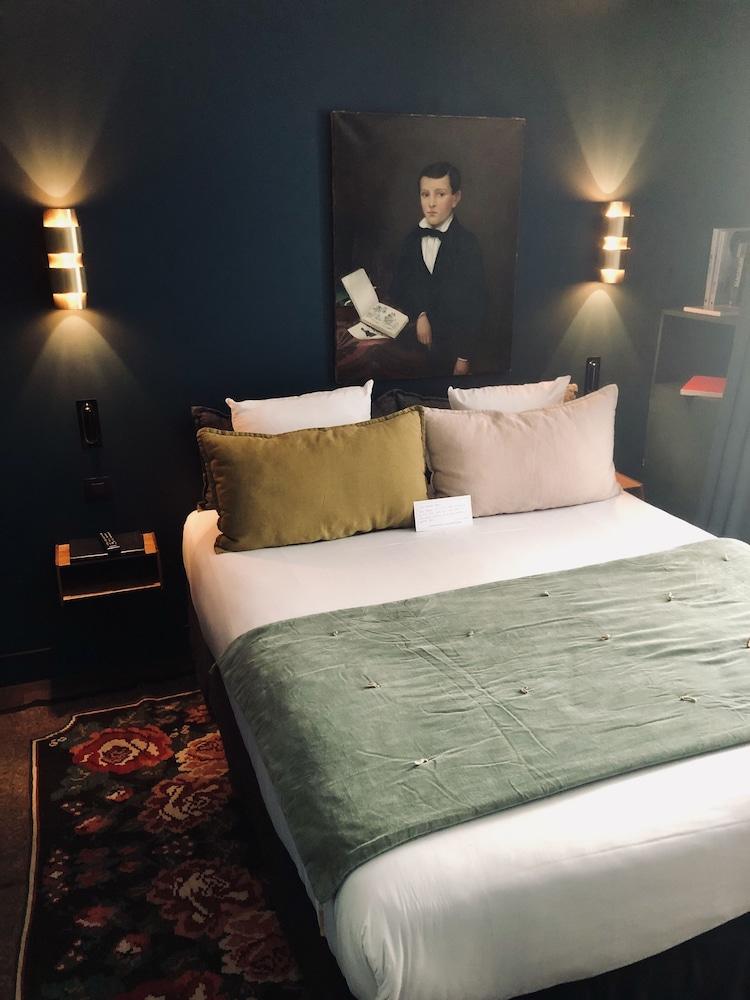 COQ Hotel Paris - Tap to explore photos