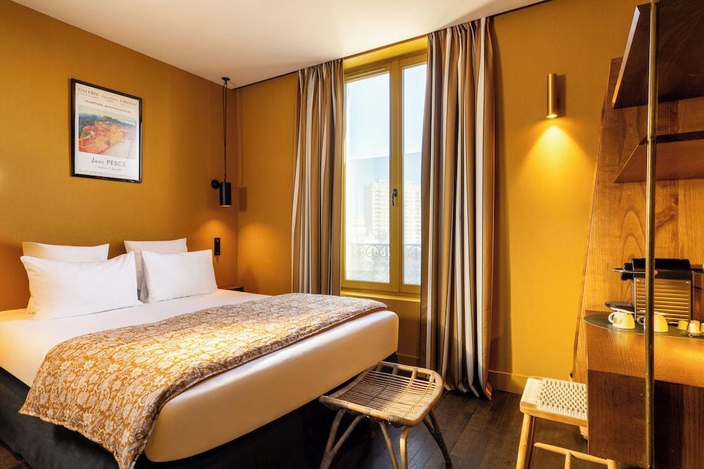 COQ Hotel Paris Room Type - Classic Double Room