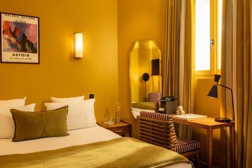 COQ Hotel Paris Room Type - Superior  Room