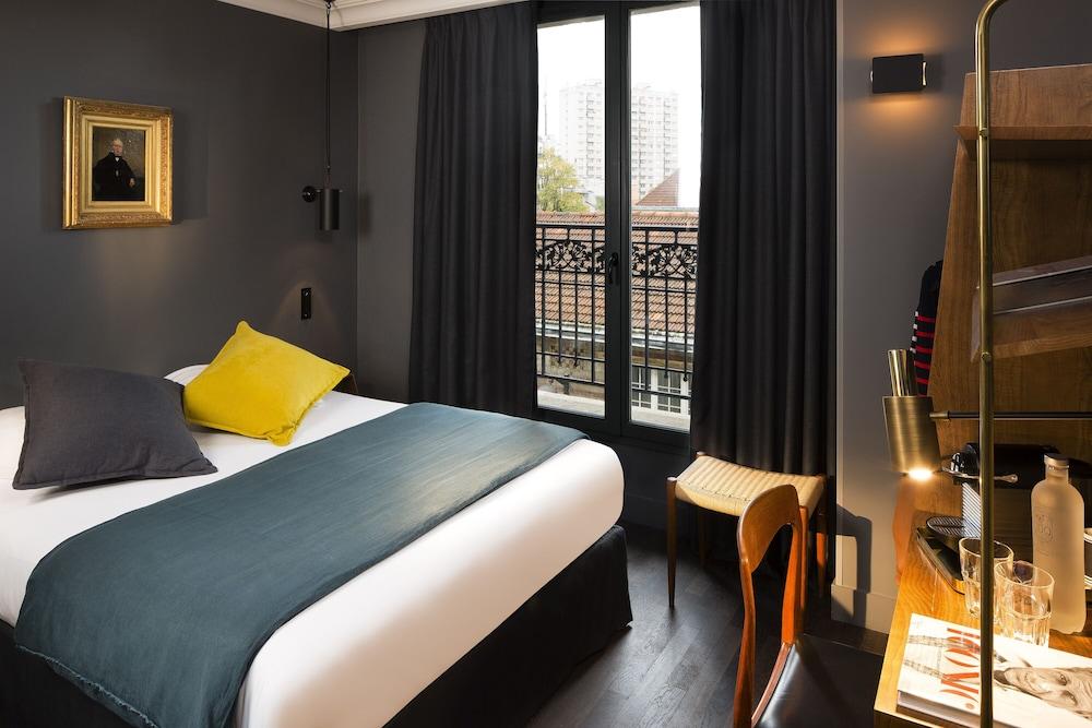 COQ Hotel Paris Room Type - Classic Double Room