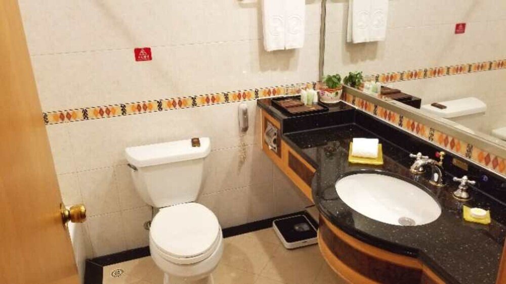 Panyu Guest House - Tap to explore photos