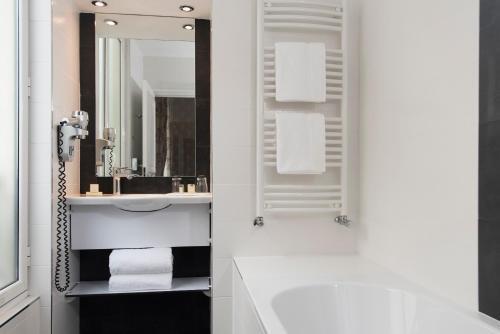 Hotel St Pétersbourg Opéra & Spa Room Type - Superior Double or Twin Room