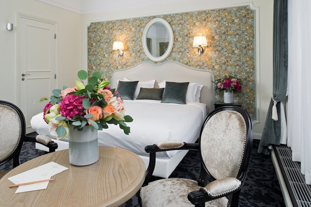 Hotel St Pétersbourg Opéra & Spa Room Type - Junior Suite Terrasse - Vue Toits de l'Opera Hotel St Pétersbourg Opéra & Spa Room Type - Junior Suite Terrasse - Vue Toits de l'Opera