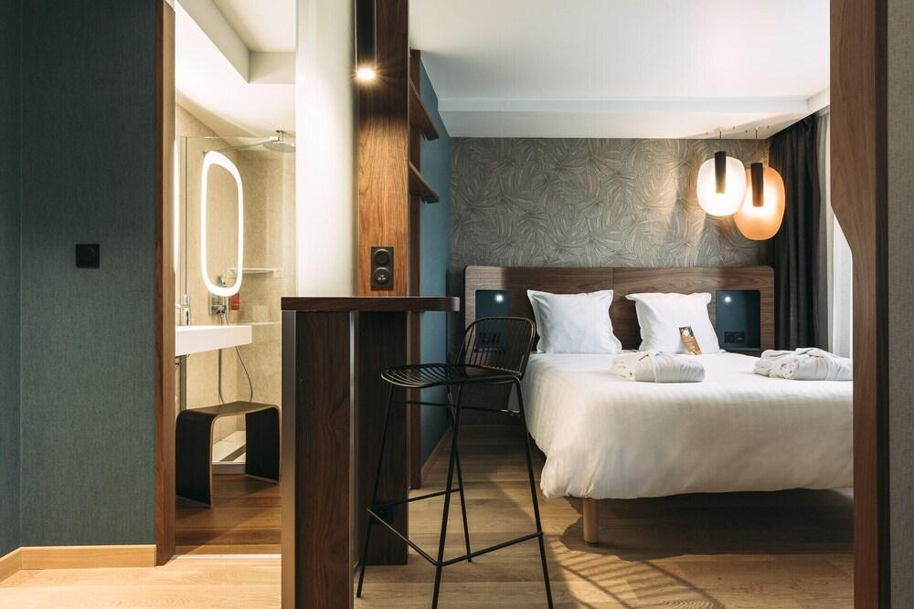 Hotel Oceania Paris Porte de Versailles Room Type - Prestige Room Hotel Oceania Paris Porte de Versailles Room Type - Prestige Room
