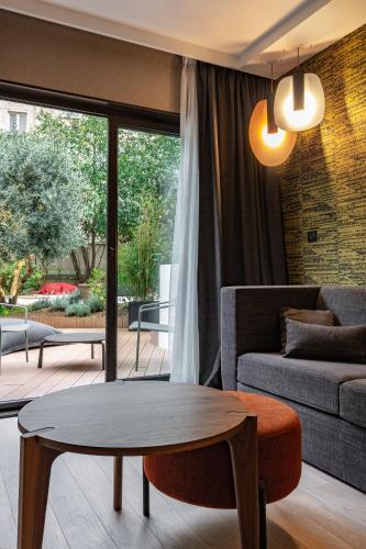 Hotel Oceania Paris Porte de Versailles Room Type - Double Room with Terrace