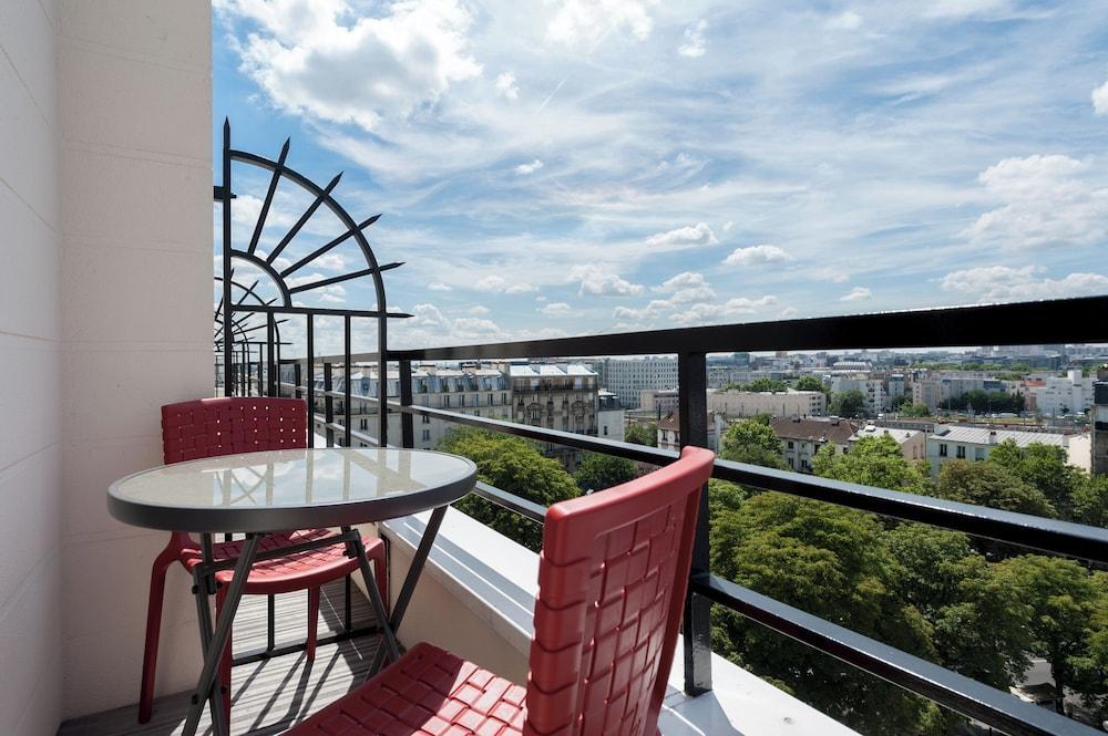 Hôtel Le 209 Paris Bercy Room Type - Superior Room, 1 King Bed, Balcony