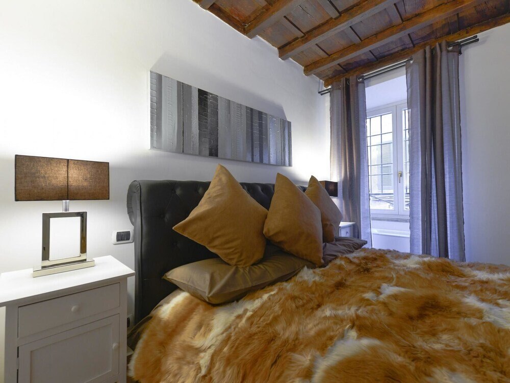 Ibernesi 2 Apartment - Tap to explore photos