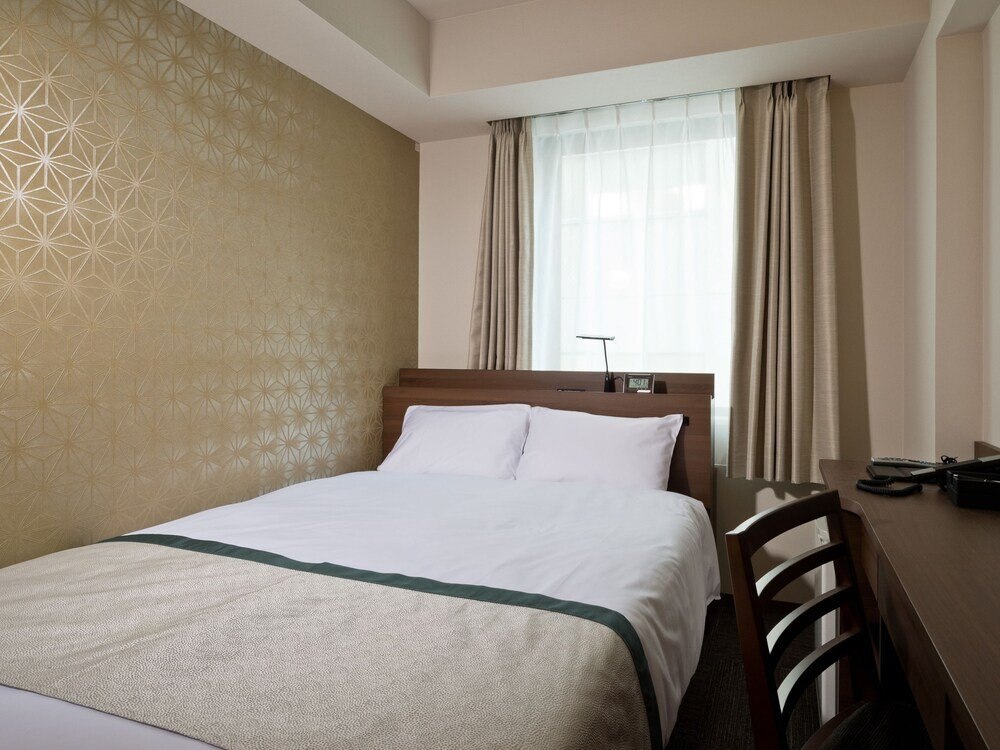 Tosei Hotel Cocone Kanda Room Type - Semi-Double Room, Smoking